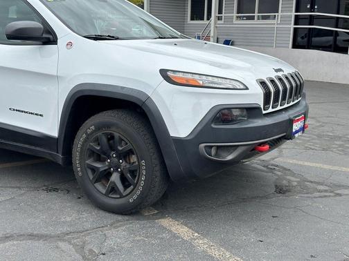2018 Jeep Cherokee Trailhawk