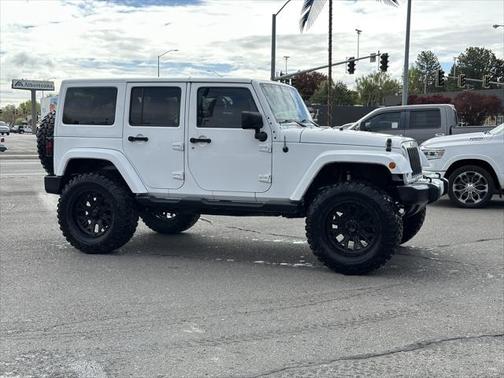 2013 Jeep Wrangler Unlimited Sahara