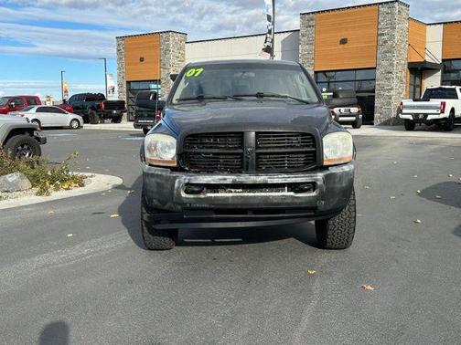 2007 Dodge Ram 2500 SLT Mega Cab