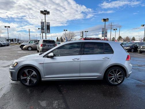 2016 Volkswagen Golf GTI 2.0T Autobahn w/Performance Package 4-Door