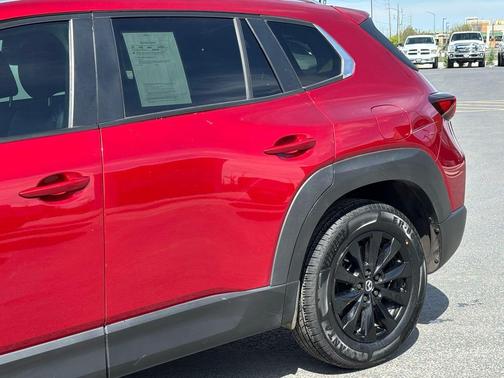 2025 Mazda CX-50 2.5 S Preferred Package