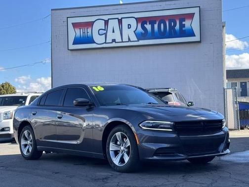 2016 Dodge Charger SE