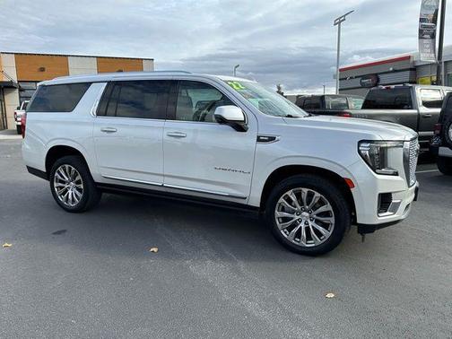 2022 GMC Yukon XL Denali