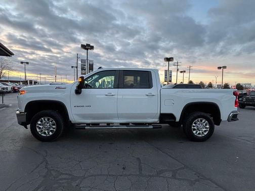 2023 Chevrolet Silverado 2500 LT