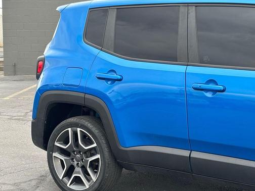 Brilliant Blue Metallic Clear Coat 2020 Jeep Renegade Sport