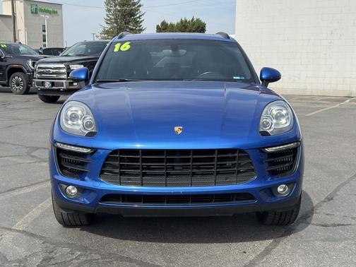 2016 Porsche Macan Macan S