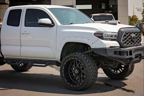 2016 Toyota Tacoma TRD Sport