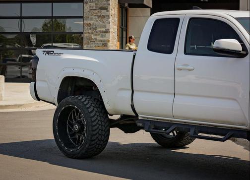 2016 Toyota Tacoma TRD Sport