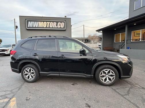 2021 Subaru Forester Premium