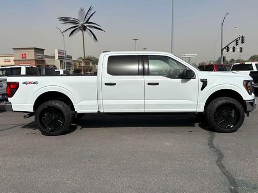 Oxford White 2023 Ford F-150 XLT