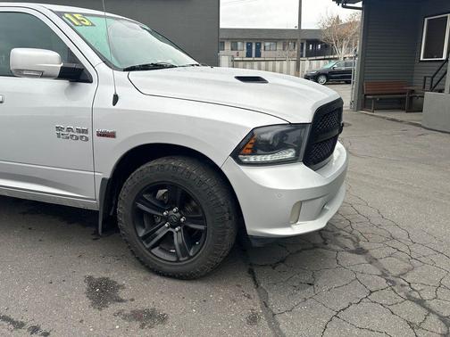 2015 RAM 1500 Sport