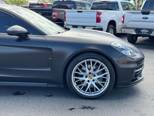 2018 Porsche Panamera 4S Executive