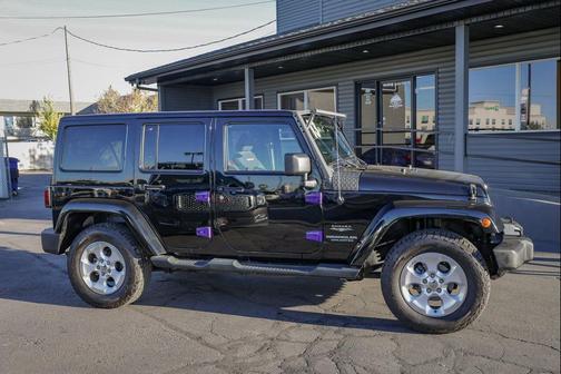 2013 Jeep Wrangler Unlimited Sahara