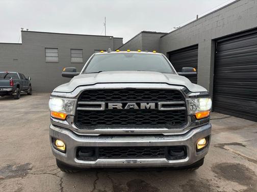 2021 RAM 2500 Tradesman Crew Cab 4x4 8' Box