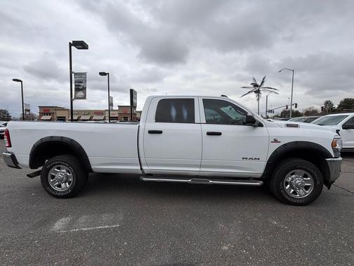 2021 RAM 2500 Tradesman Crew Cab 4x4 8' Box