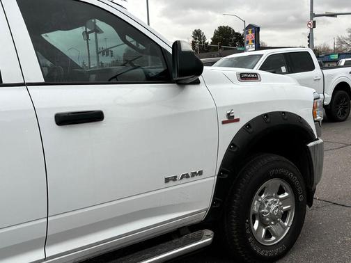2021 RAM 2500 Tradesman Crew Cab 4x4 8' Box