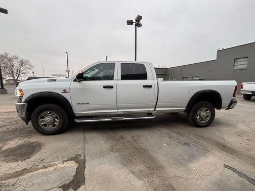 2021 RAM 2500 Tradesman Crew Cab 4x4 8' Box