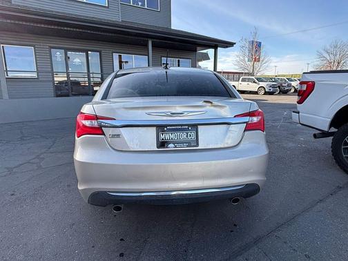 2013 Chrysler 200 Touring