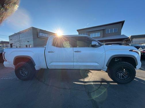2024 Toyota Tundra Hybrid 1794 Edition