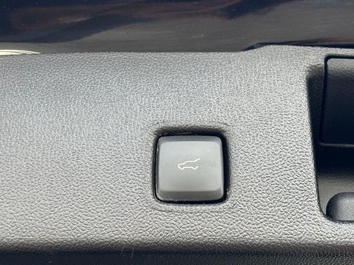 Black Metallic 2025 Ford Escape ST-Line Select