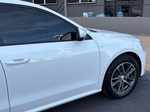 Candy White 2015 Volkswagen Passat 1.8T S