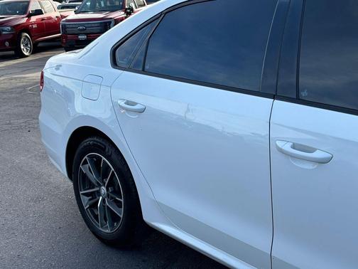 Candy White 2015 Volkswagen Passat 1.8T S