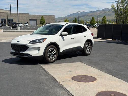 White Metallic 2021 Ford Escape SEL