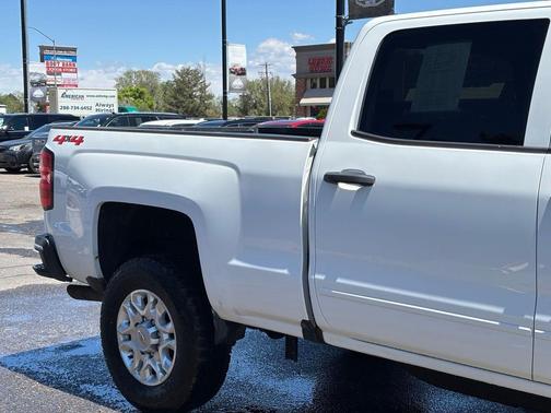 White 2018 Chevrolet Silverado 2500 LT