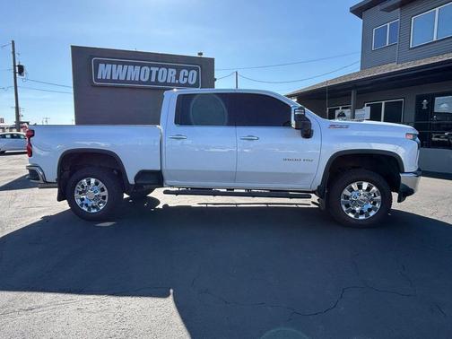 Iridescent Pearl Tricoat 2020 Chevrolet Silverado 3500 LTZ