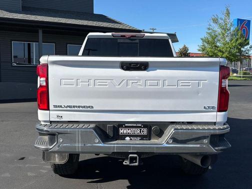 Iridescent Pearl Tricoat 2020 Chevrolet Silverado 3500 LTZ