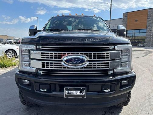 Agate Black Metallic 2019 Ford F-250 Platinum
