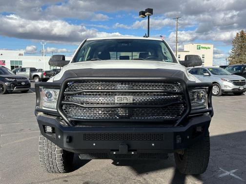 2017 RAM 2500 Laramie Mega Cab 4x4 6'4' Box