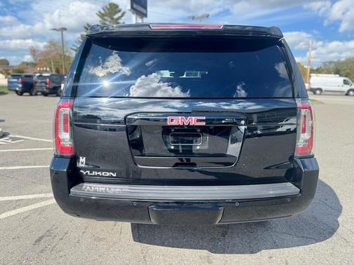 2020 GMC Yukon SLT