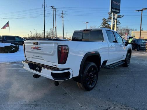 2024 GMC Sierra 3500 AT4