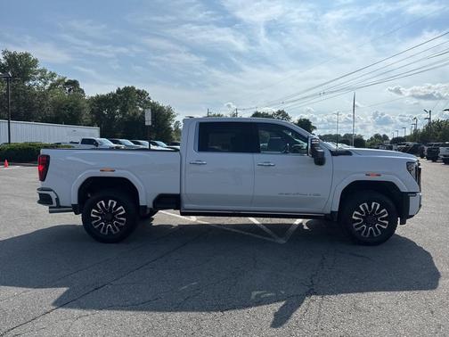 2025 GMC Sierra 2500 Denali Ultimate