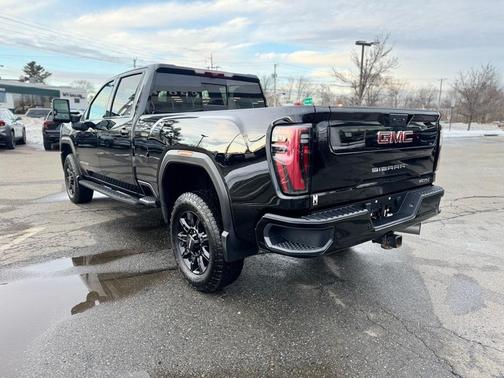 2024 GMC Sierra 3500 AT4