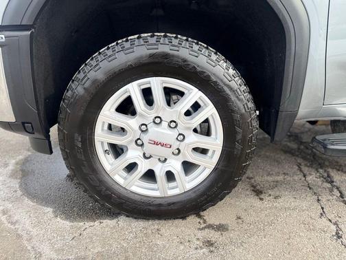 2024 GMC Sierra 2500 SLT