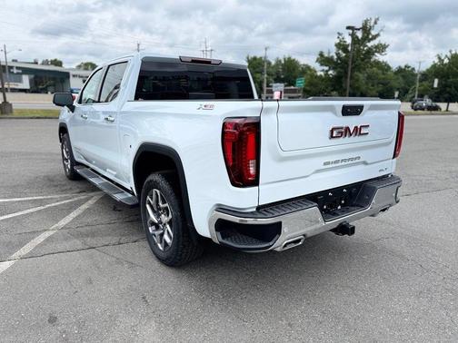 Glacier White 2026 GMC Sierra 1500 SLT