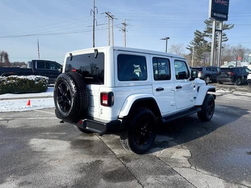 2023 Jeep Wrangler Sahara