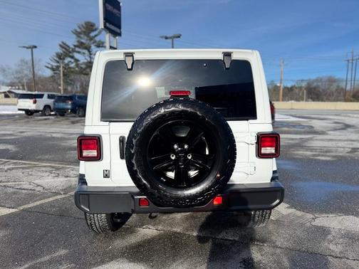 2023 Jeep Wrangler Sahara