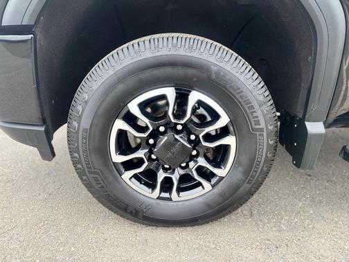 2020 GMC Sierra 2500 AT4