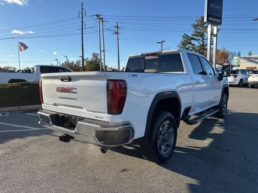 2026 GMC Sierra 2500 SLT