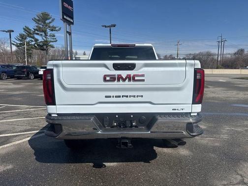 Glacier White 2026 GMC Sierra 2500 SLT
