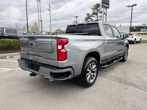 Satin Steel Metallic 2021 Chevrolet Silverado 1500 RST