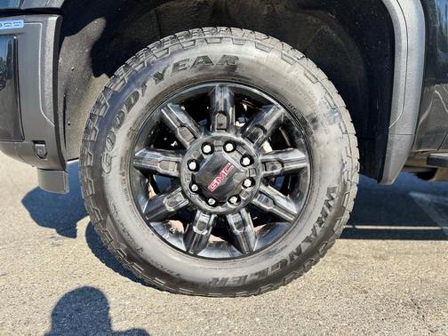 2024 GMC Sierra 2500 AT4