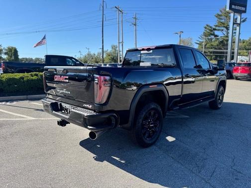 2024 GMC Sierra 2500 AT4