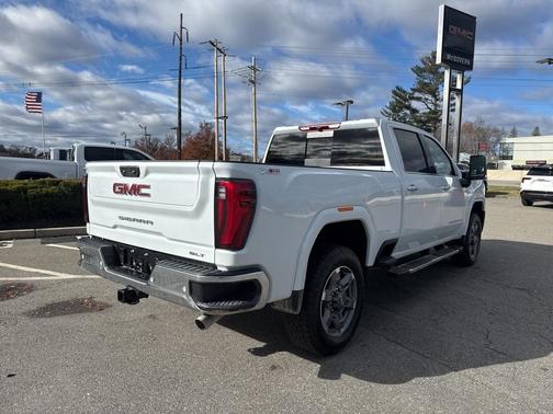 2026 GMC Sierra 2500 SLT