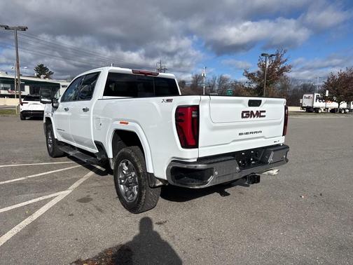 2026 GMC Sierra 2500 SLT