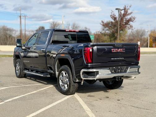 2026 GMC Sierra 2500 SLT