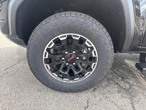 Onyx Black 2026 GMC Canyon AT4